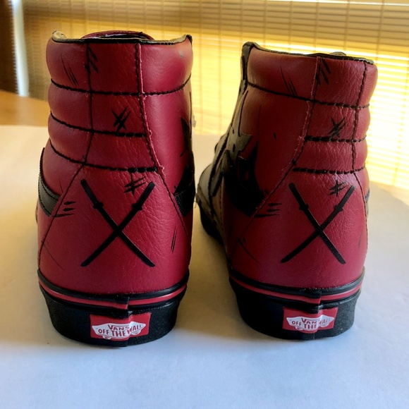 Vans Marvel Limited Edition Sk8 Hi Deadpool - Picture 5 of 7